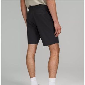 *NWT* Commission Short 9” Slim Men’s Size 34